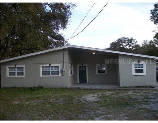 1911 E 143RD AVEUNE TAMPA, FL 33613
