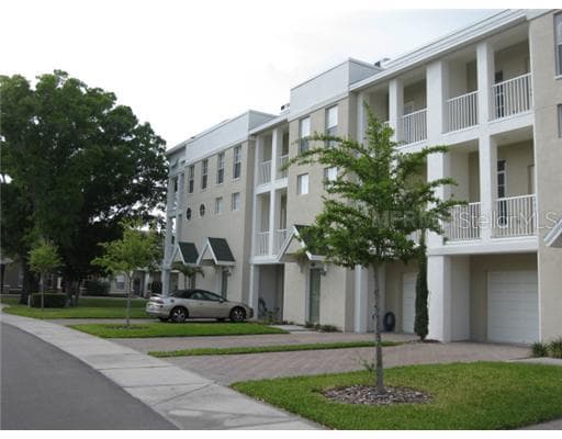 4533 LEGACY PARK DRIVE UNIT 71 TAMPA, FL 33611