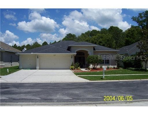 12915 FRAMINGHAM COURT TAMPA, FL 33626