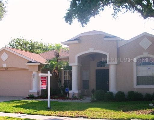 1524 BROOKSBEND DRIVE WESLEY CHAPEL, FL 33543