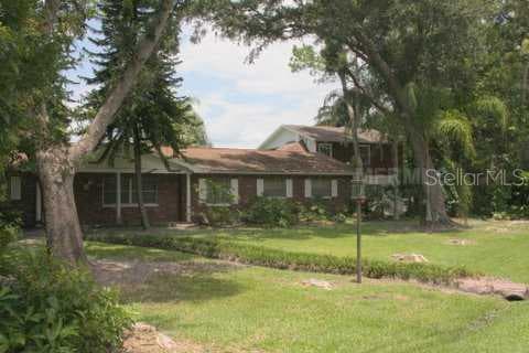 2627 CLARK ROAD TAMPA, FL 33618