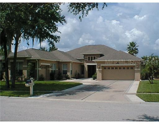5905 CHERRY OAK DRIVE VALRICO, FL 33596