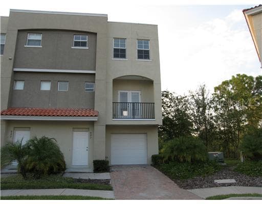 827 100TH AVENUE N UNIT 42 ST PETERSBURG, FL 33702
