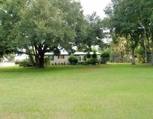 4605 MOORES LAKE ROAD DOVER, FL 33527