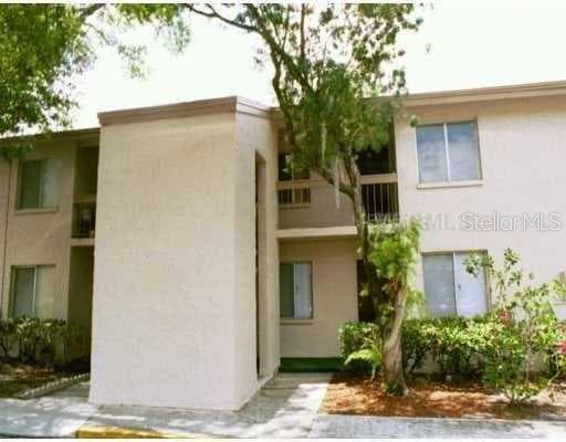 7529 PITCH PINE CIRCLE UNIT 194 TAMPA, FL 33617