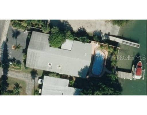1217 BAY SHORE BOULEVARD INDIAN ROCKS BEACH, FL 33785