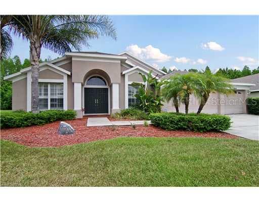 18919 CHAVILLE ROAD LUTZ, FL 33558