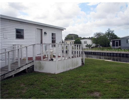 120 W SAINT JOHNS WAY APOLLO BEACH, FL 33572