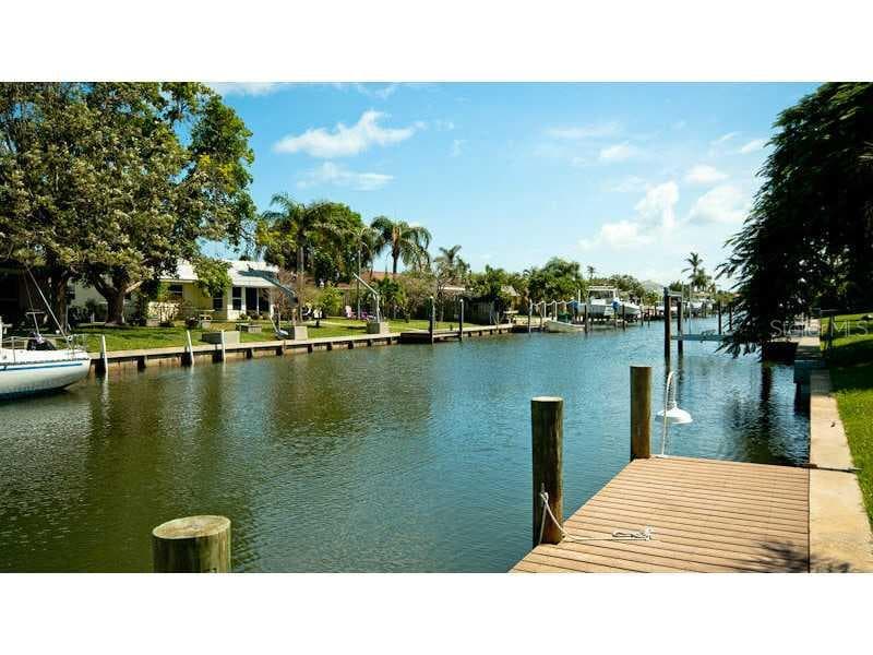 508 KEY ROYALE DRIVE HOLMES BEACH, FL 34217