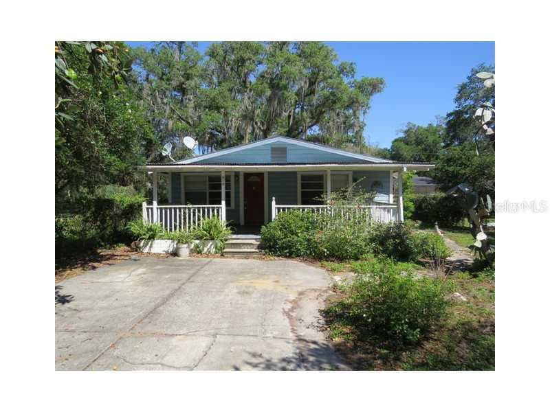 510 MOORE AVENUE SEFFNER, FL 33584