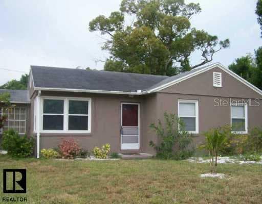 635 RIVERSIDE DRIVE TARPON SPRINGS, FL 34689