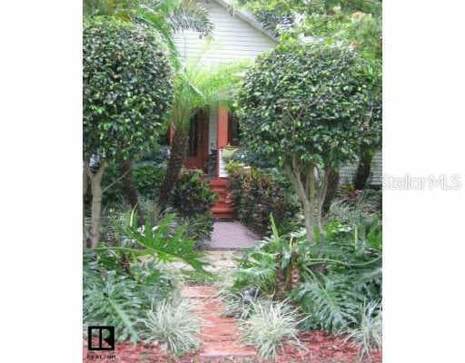 3050 3rd AVENUE N St Petersburg, FL 33713