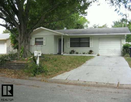 1744 Lagoon CIRCLE Clearwater, FL 33765