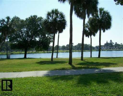 1900 Crescent Lake DRIVE N St Petersburg, FL 33704
