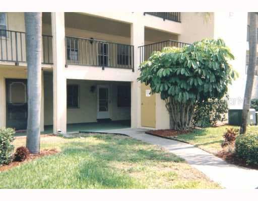 851 Maple COURT UNIT 306 Dunedin, FL 34698