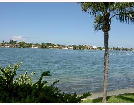 6085 Bahia Del Mar CIRCLE UNIT 271 St Petersburg, FL 33715