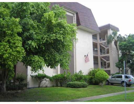 209 Lincoln CIRCLE N UNIT 408 St Petersburg, FL 33702