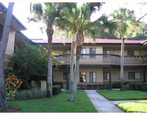 2667 Sabal Springs CIRCLE UNIT 203 Clearwater, FL 33761