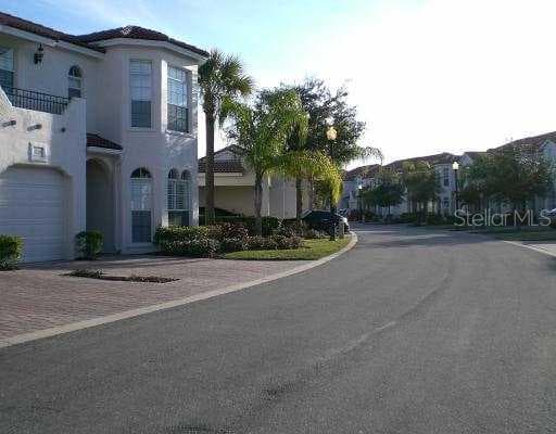 10304 Saville Rowe LANE Tampa, FL 33626