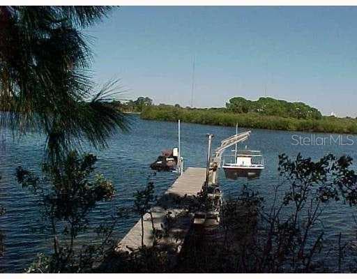 1320 Belcher DRIVE Tarpon Sprngs, FL 34689