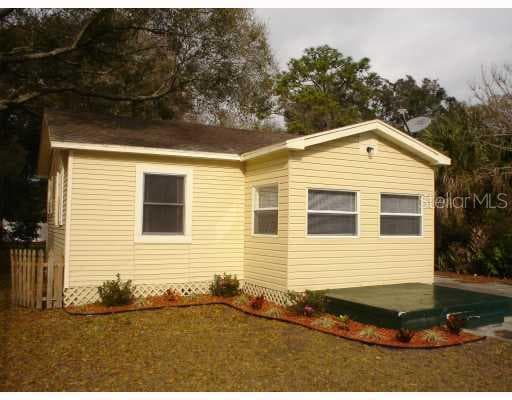 445 Oak STREET Safety Harbor, FL 34695