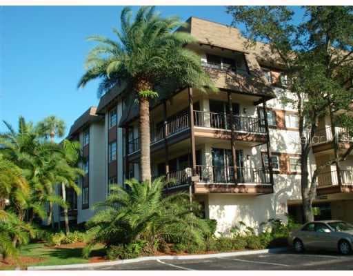 3031 Countryside BOULEVARD UNIT 42C Clearwater, FL 33761