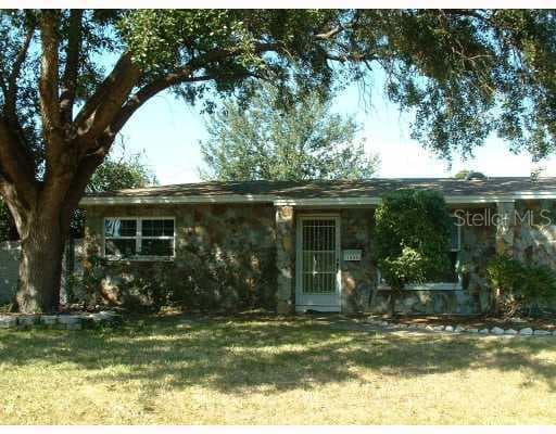 1829 67th AVENUE N St Petersburg, FL 33702