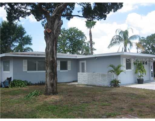 2470 Bayshore BOULEVARD Dunedin, FL 34698