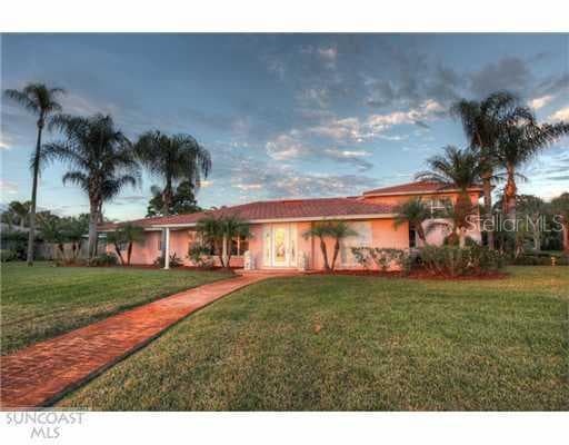 235 Sunset DRIVE N St Petersburg, FL 33710