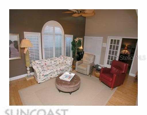 1668 Hamilton COURT UNIT 2061 Dunedin, FL 34698