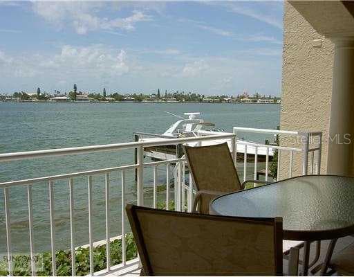 330 8th AVENUE N UNIT 4 Tierra Verde, FL 33715