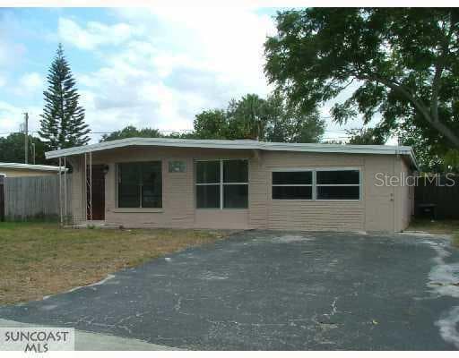 8598 91st TERRACE N Seminole, FL 33777