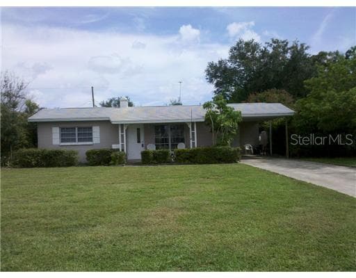 634 42nd AVENUE NE St Petersburg, FL 33703