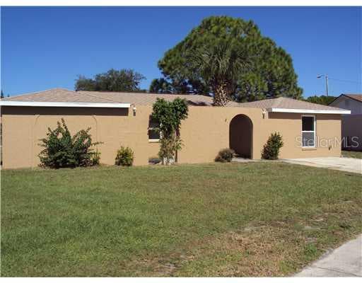 9825 LAMANTIN DRIVE PORT RICHEY, FL 34668