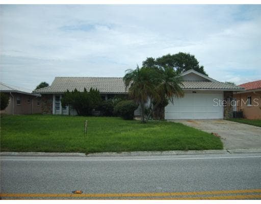 3737 TOPSAIL TRAIL NEW PORT RICHEY, FL 34652
