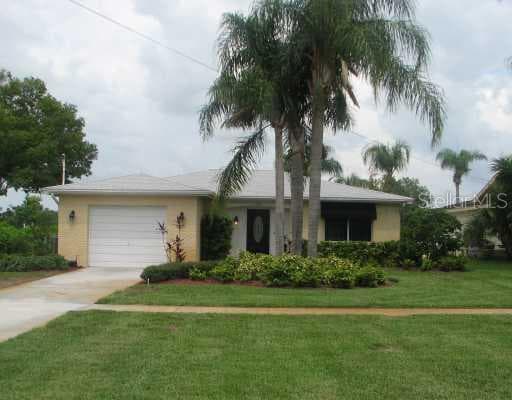 658 BAYSHORE DRIVE TARPON SPRINGS, FL 34689