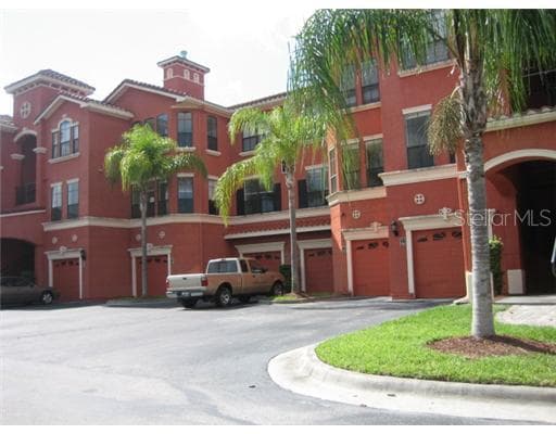 2731 VIA CAPRI UNIT 910 CLEARWATER, FL 33764