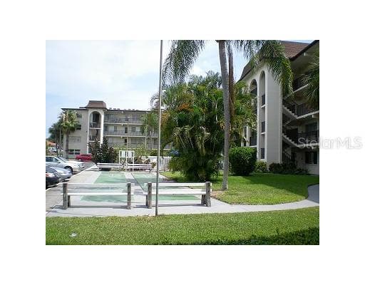 2525 W BAY DRIVE N UNIT E24 BELLEAIR BLUFFS, FL 33770