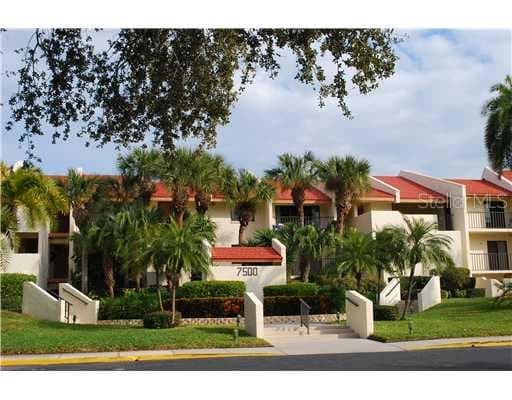 7500 SUNSHINE SKYWAY LANE S UNIT 204 ST PETERSBURG, FL 33711