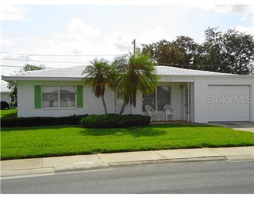9725 40TH STREET N UNIT 3 PINELLAS PARK, FL 33782