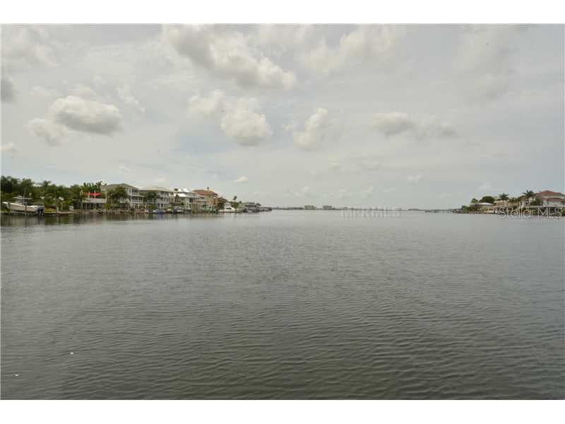 249 SHORE DRIVE PALM HARBOR, FL 34683