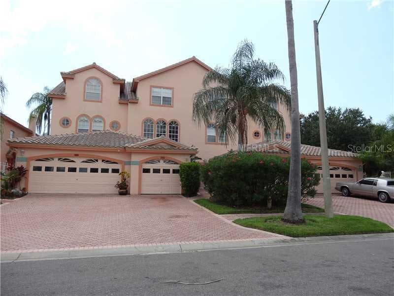 1802 LAGO VISTA BOULEVARD PALM HARBOR, FL 34685