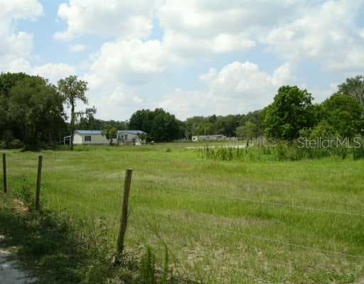 901 E TRAPNELL ROAD PLANT CITY, FL 33566