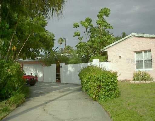 401 W DAVIS W TAMPA, FL 33606