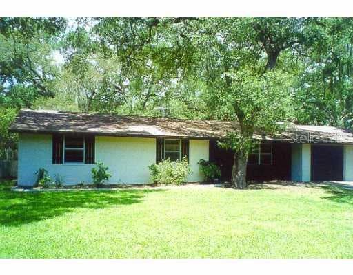 2804 PAXTON TAMPA, FL 33611