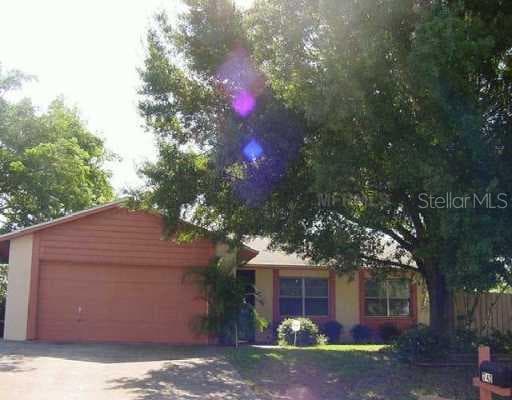 742 CLIMATE DRIVE Brandon, FL 33511
