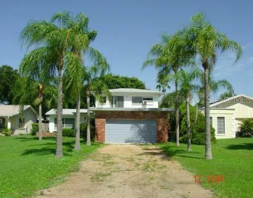 3918 NE BAYSHORE BOULEVARD NE ST PETERSBURG, FL 33703