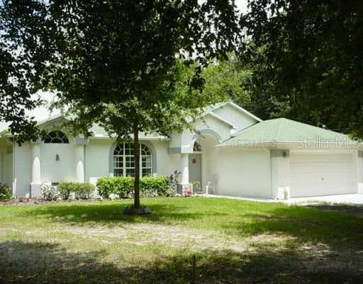 19618 LIVINGSTON AVENUE Lutz, FL 33559