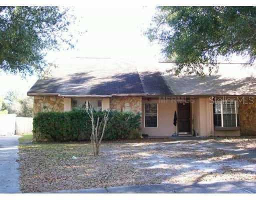 3319 FOX LAKE DRIVE Tampa, FL 33618