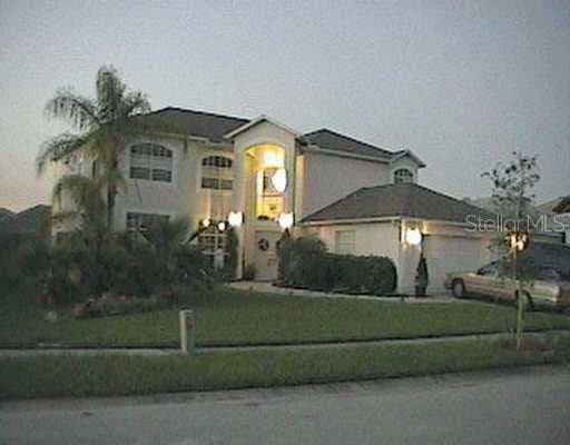 27037 SEA BREEZE WAY WESLEY CHAPEL, FL 33543